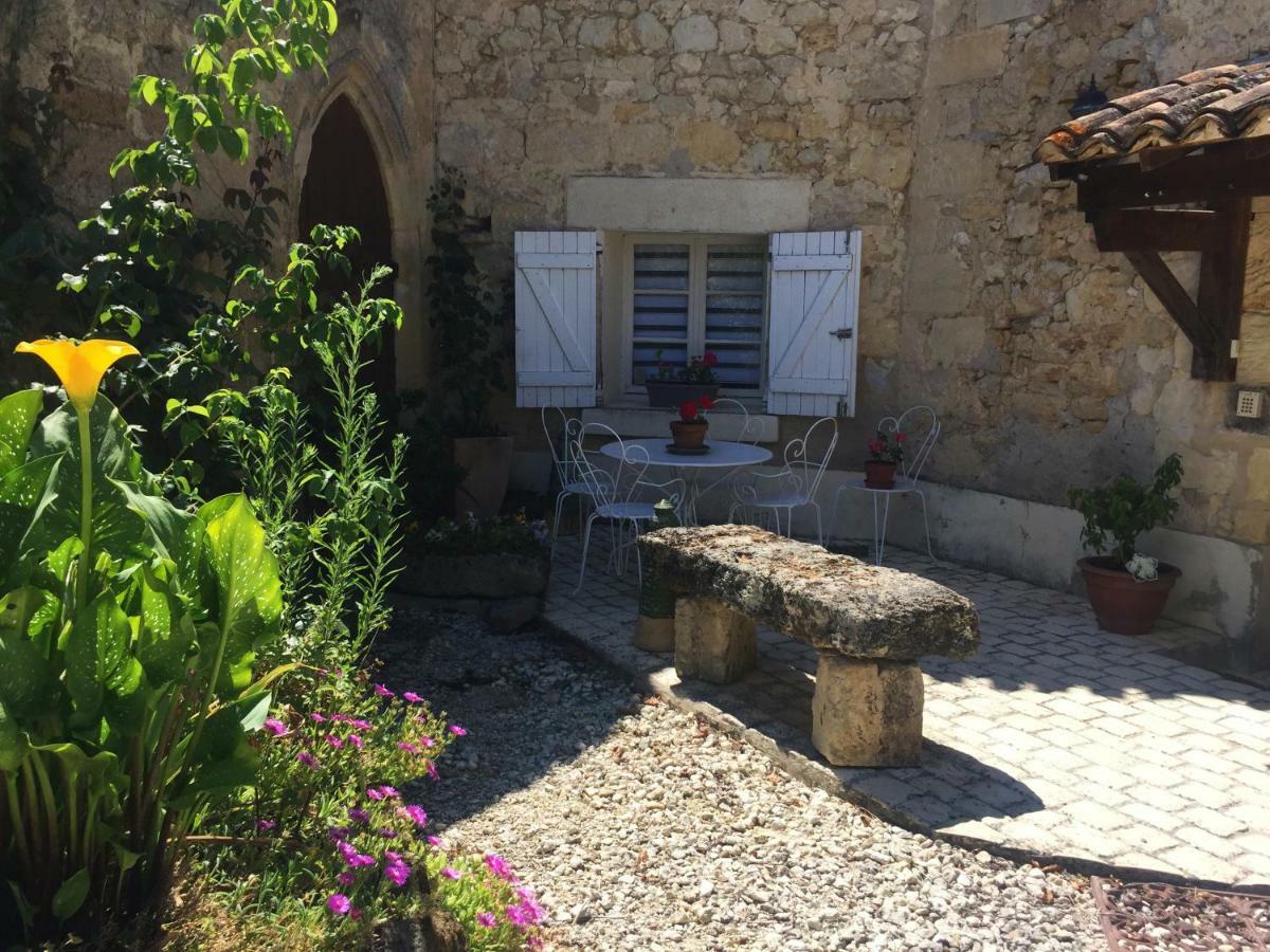 Bed and Breakfast Le Prieure à Saint-Pey-de-Castets Extérieur photo