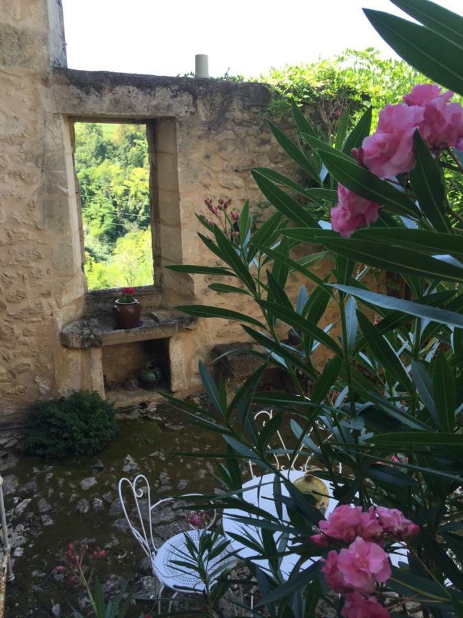 Bed and Breakfast Le Prieure à Saint-Pey-de-Castets Extérieur photo