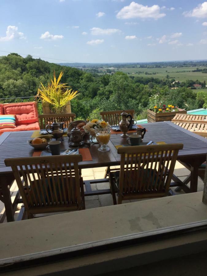 Bed and Breakfast Le Prieure à Saint-Pey-de-Castets Extérieur photo